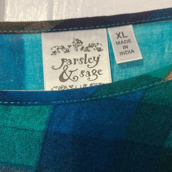 Parsley and sage top.  Beautiful colors - Picture 2 of 4